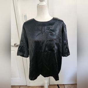 Black silk front pocket top